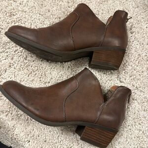 Boc ankle boot. Brand new never worn.